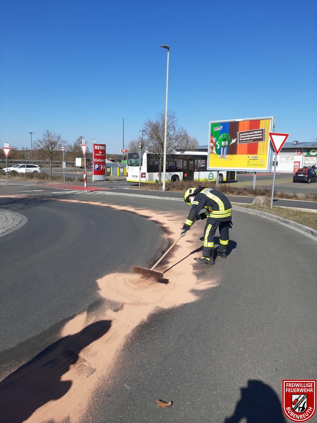 Technische Hilfeleistung THL 1 Ölspur Technische Hilfeleistung THL 1 Ölspur